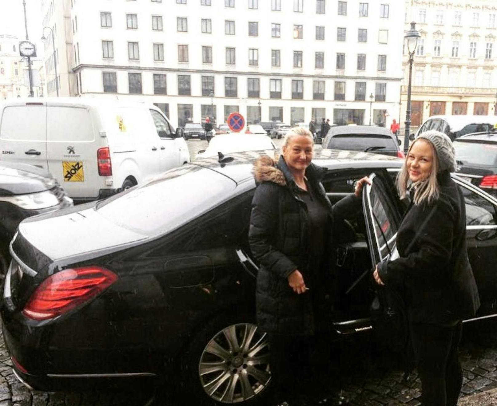 Perfekter Service: Taxi-Unternehmerin Yvonne Nather