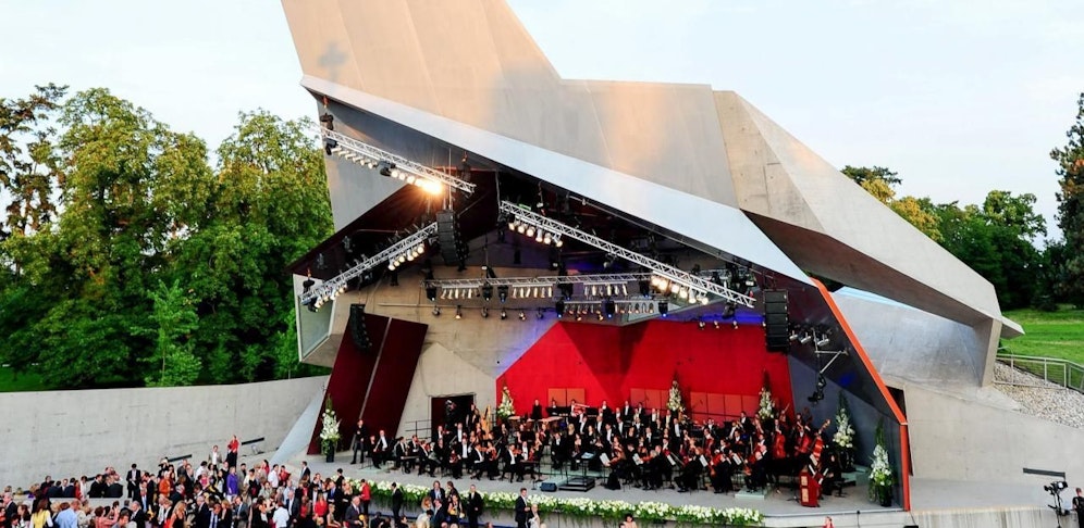 "Kritiker meinten, kein Mensch würde zu einem Klassikkonzert nach Grafenegg fahren, heute ist es ein Eldorado": Erwin Pröll dirigierte 25 Jahre lang das kulturelle Geschehen in Niederösterreich.