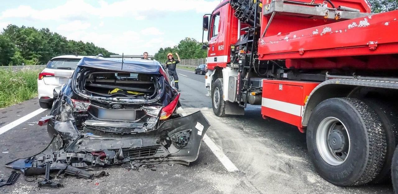 Heute.at - Schwangere und Kind bei Unfall teils schwer verletzt