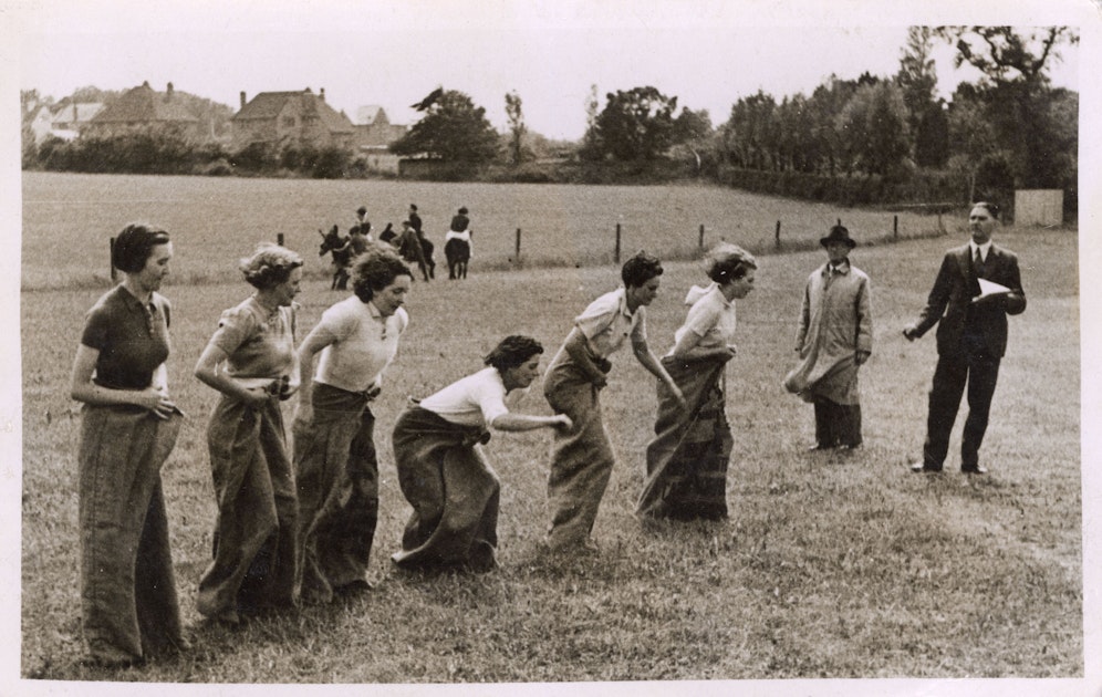 Sackhüpfen war einmal eine olympische Disziplin.