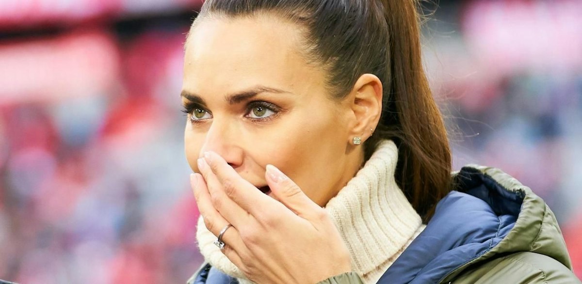 Sport – TV-Reporterin bezeichnet Bayern live als 