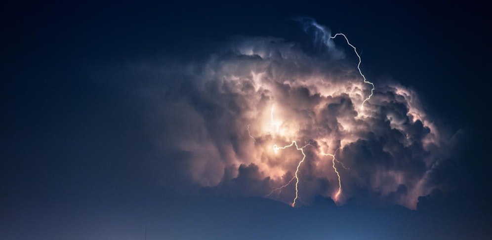 Experten warnen in den kommenden Tagen vermehrt vor kräftigen Gewitterschauern.