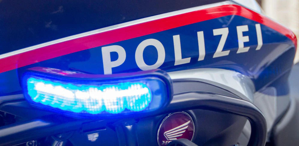 Ein 26-jähriger Slowake wollte sich in Wien-Margareten keinem Alkotest unterziehen und flüchten.