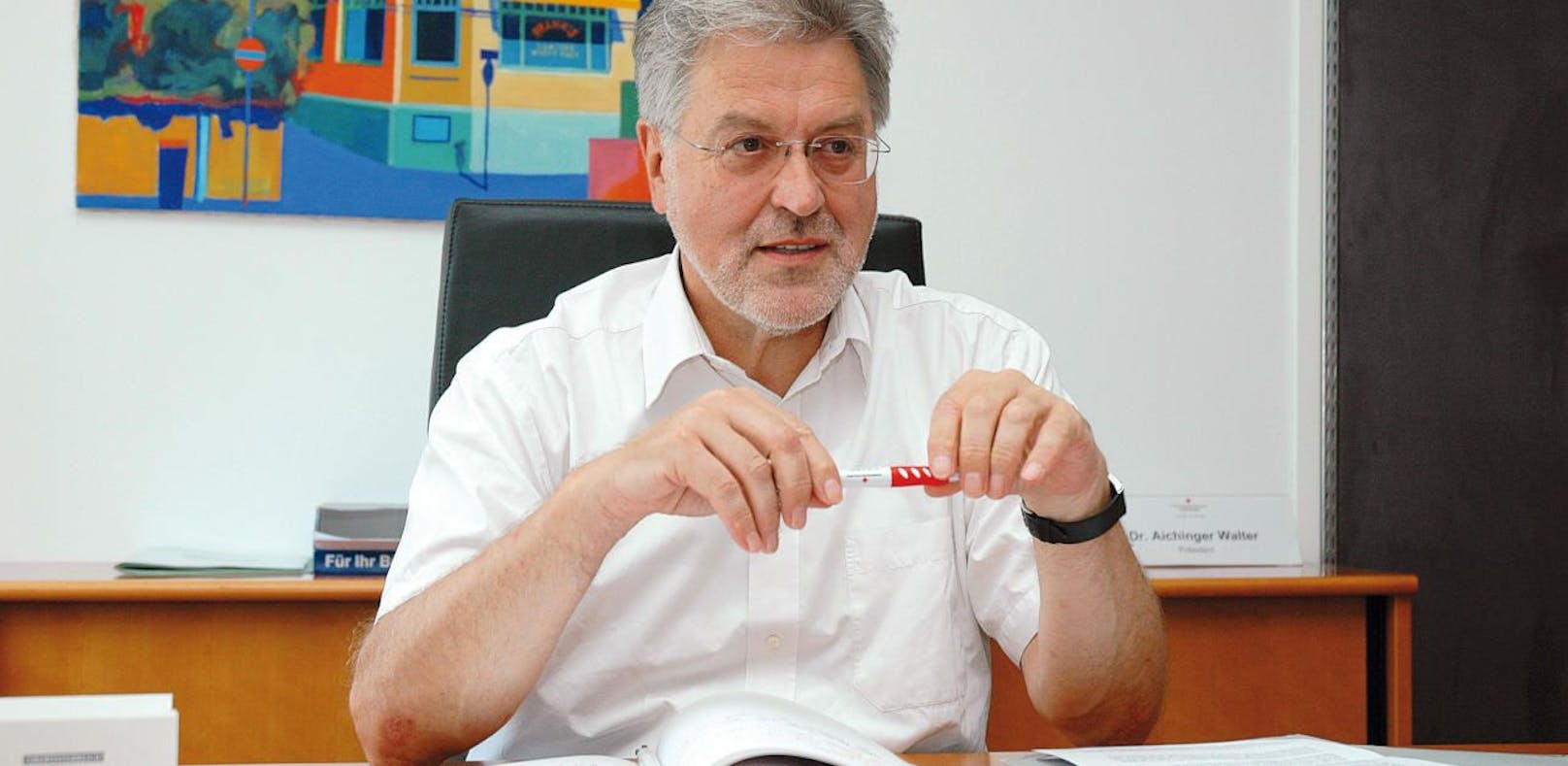 Rot-Kreuz-Präsident Walter Aichinger