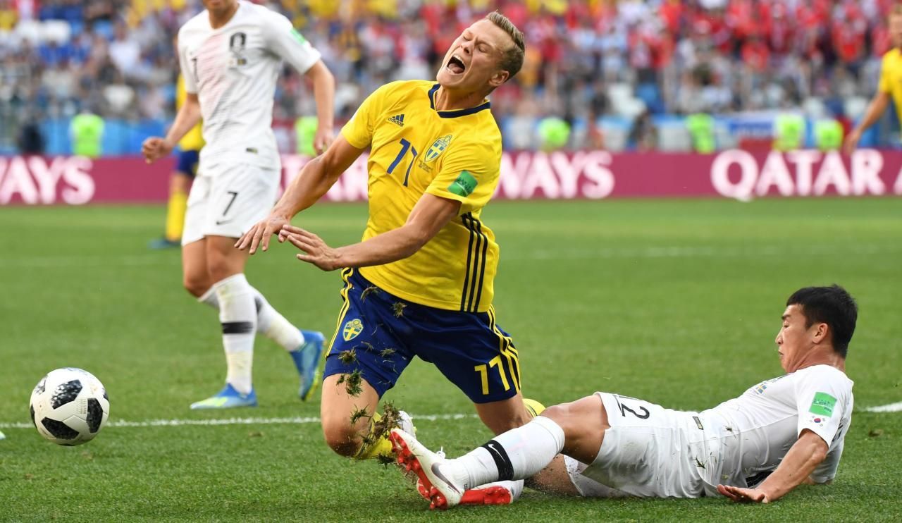 Heute.at - 1:0! Video-Schiri verhilft Schweden zu Auftakt-Sieg