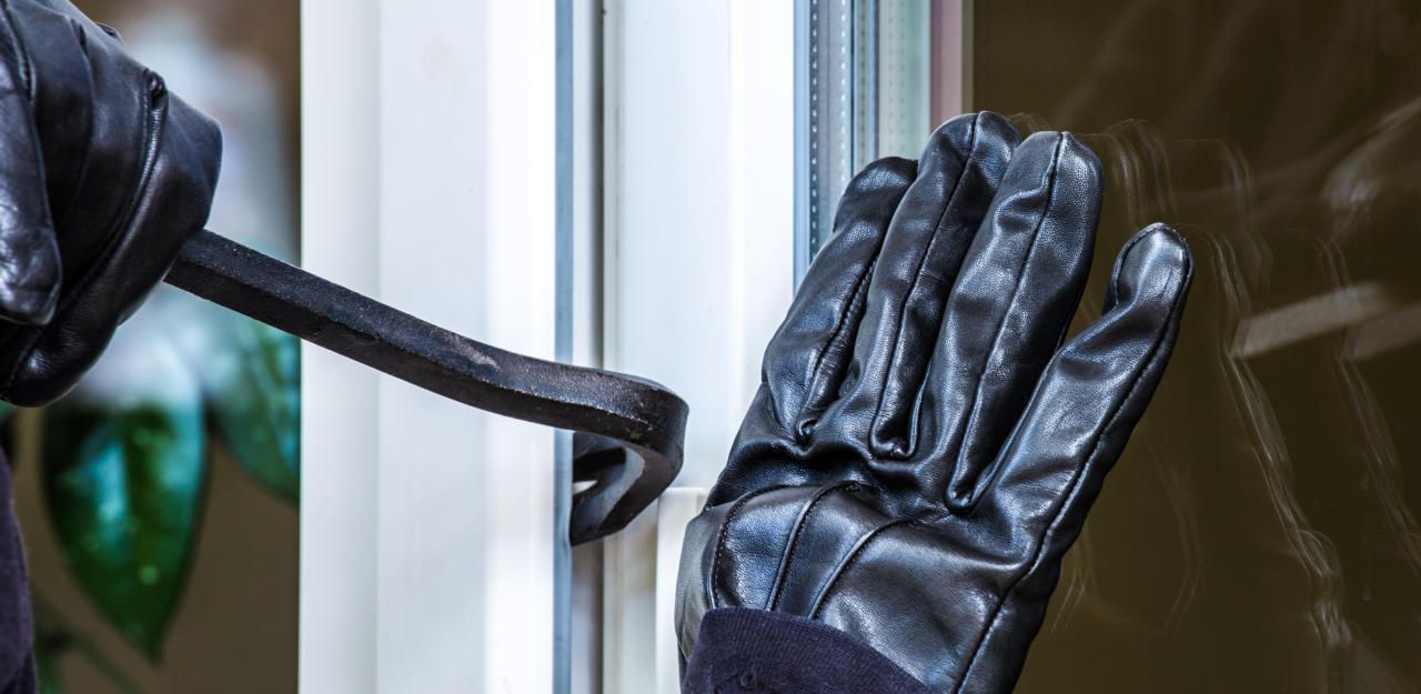 Heute.at - Einbrecher verwüsten Kindergarten und Poly