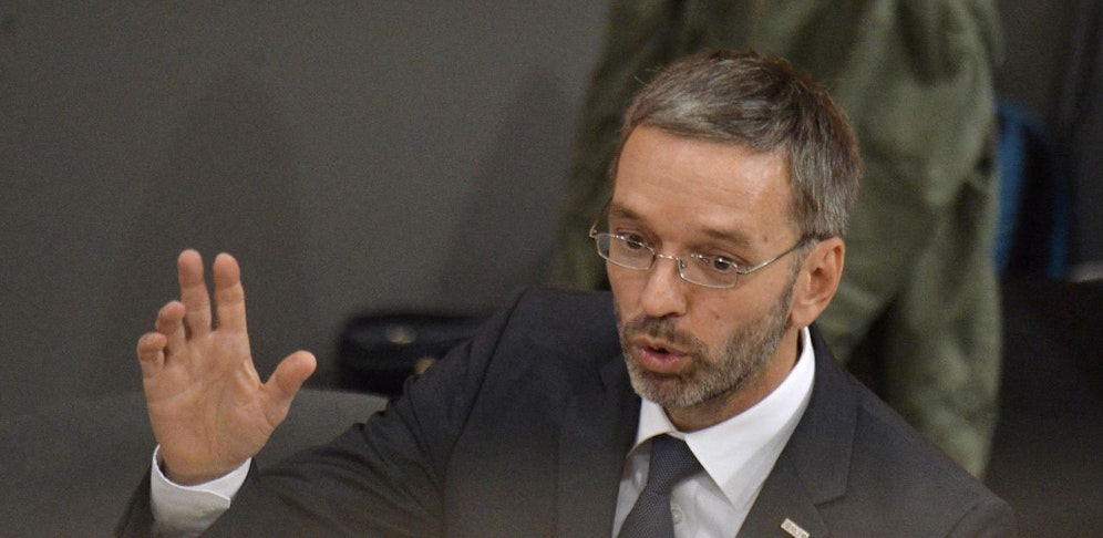 Minister Herbert Kickl will die Zusammenarbeit mit Russland weiter intensivieren.
