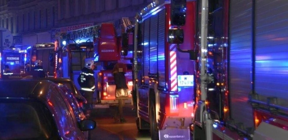 Ein Rollstuhlfahrer wurde in Floridsdorf vor den Flammen gerettet.