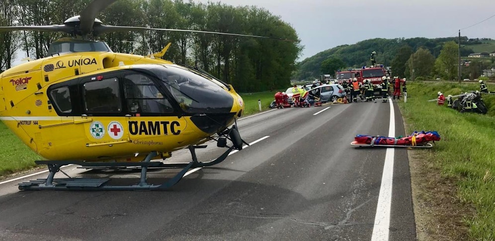 Bei dem schweren Crash wurde eine Person getötet.