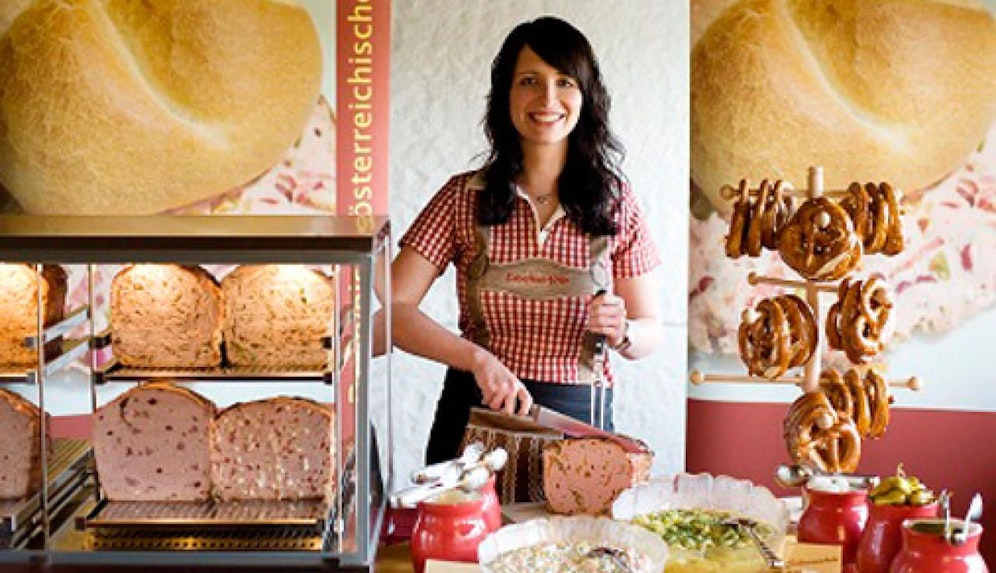 "Heute" verlost ein Catering vom Leberkas-Pepi für zehn Personen. 