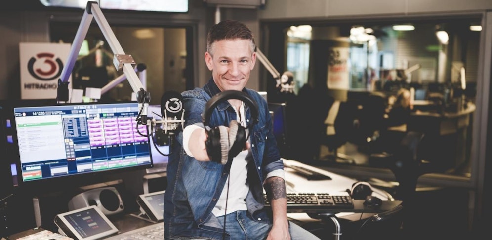 Seit 25 Jahren ist Andi Knoll bei Ö3. (Foto: Ö3)