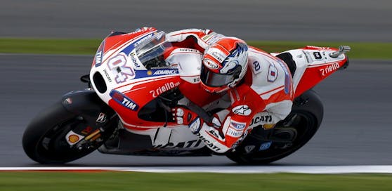 Ducati-Pilot Andrea Dovizioso rast in Mugello zum Sieg.