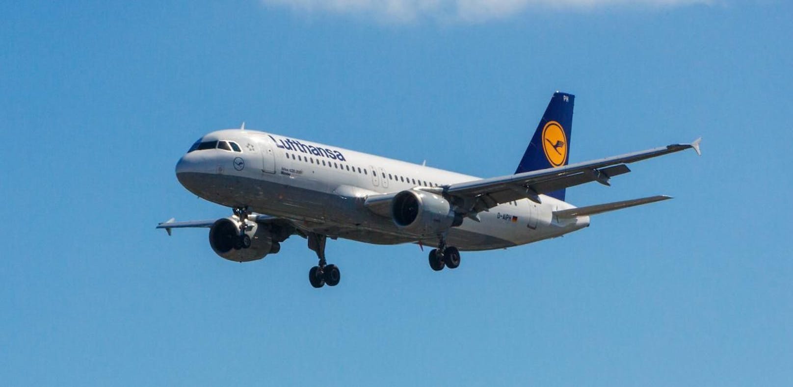 Lufthansa verlangt eine verpflichtende Impfung für deutsches Flugpersonal.