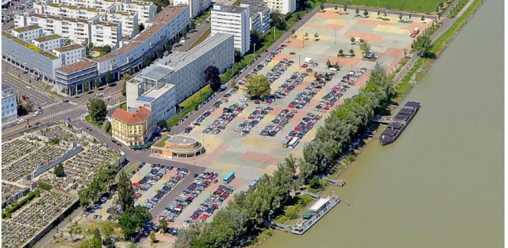 Geparkt werden darf am Urfahranermarkt-Gelände nicht mehr, jetzt sucht die Stadt Linz nach neuen Ideen.