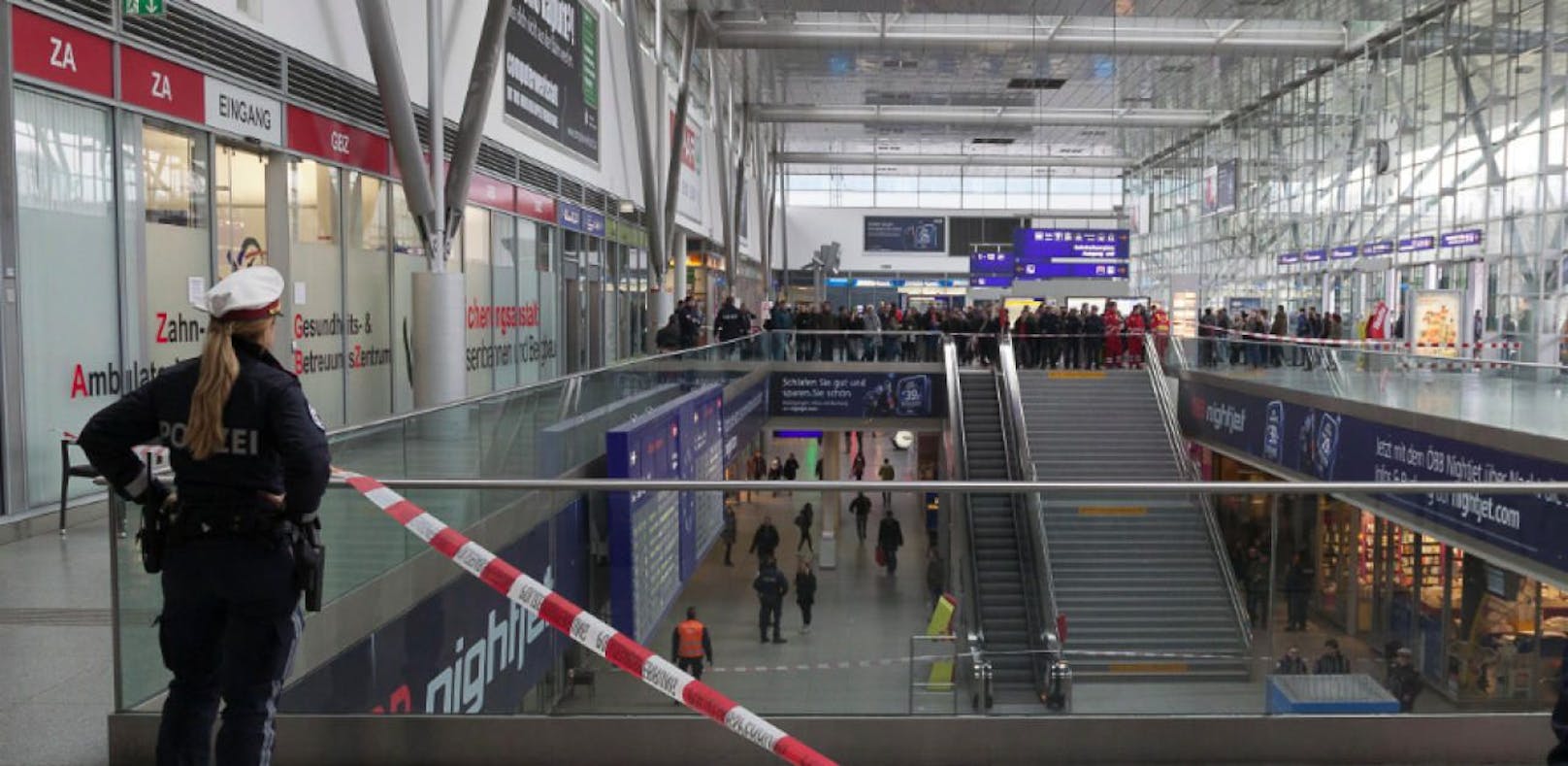 Ein Mann wurde am Linzer Hauptbahnhof erfolgreich wiederbelebt.