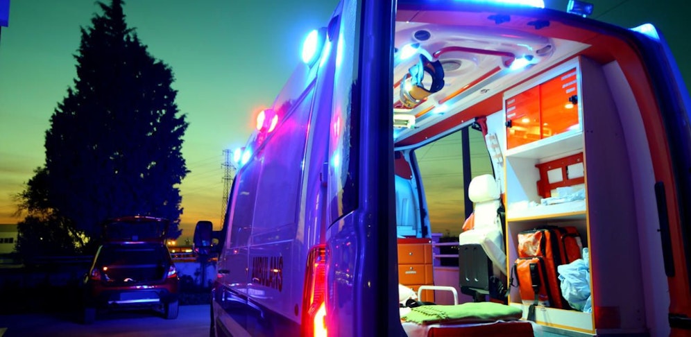 Der verletzte Mann wurde in das LKH Feldbach gebracht