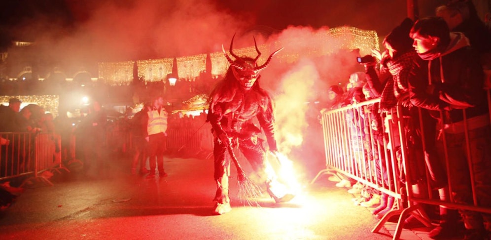 Perchtenlauf im Prater. 