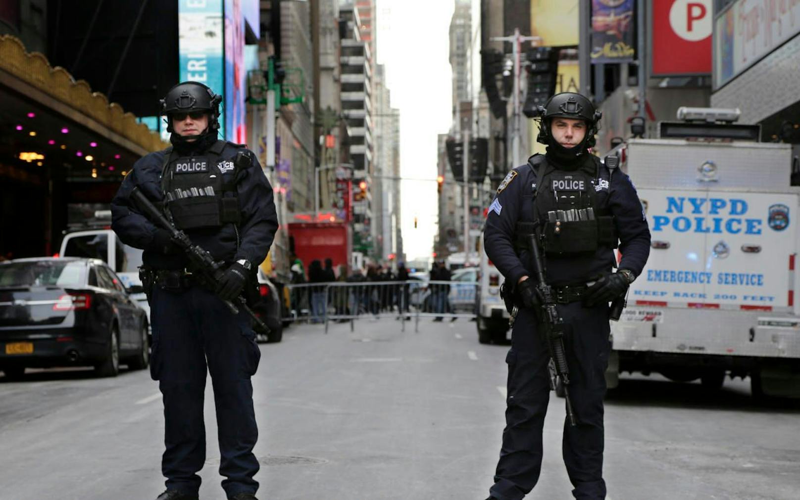 Traurige Statistik: US-Polizisten, hier in New York, haben laut US-Medien im Jahr 2017 insgesamt 987 Menschen erschossen (Symbolbild). 