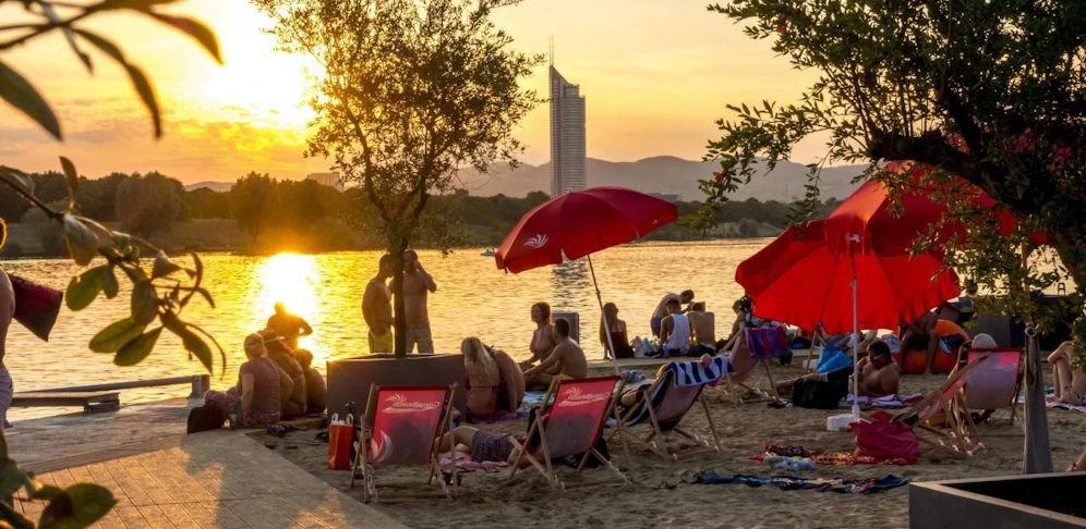 Es bleibt weiter warm und badetauglich.