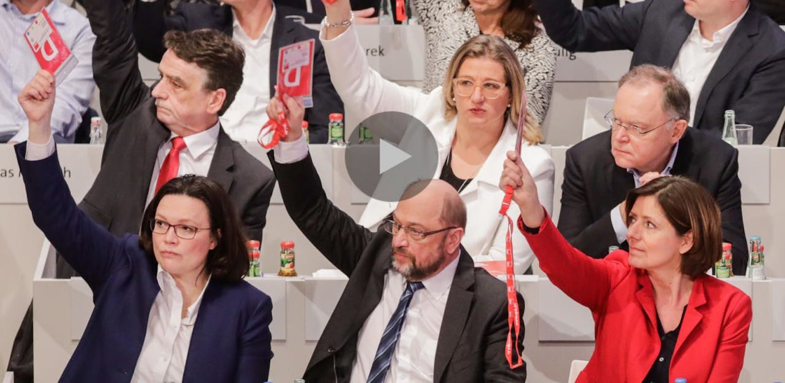 SPD stimmt für große Koalition