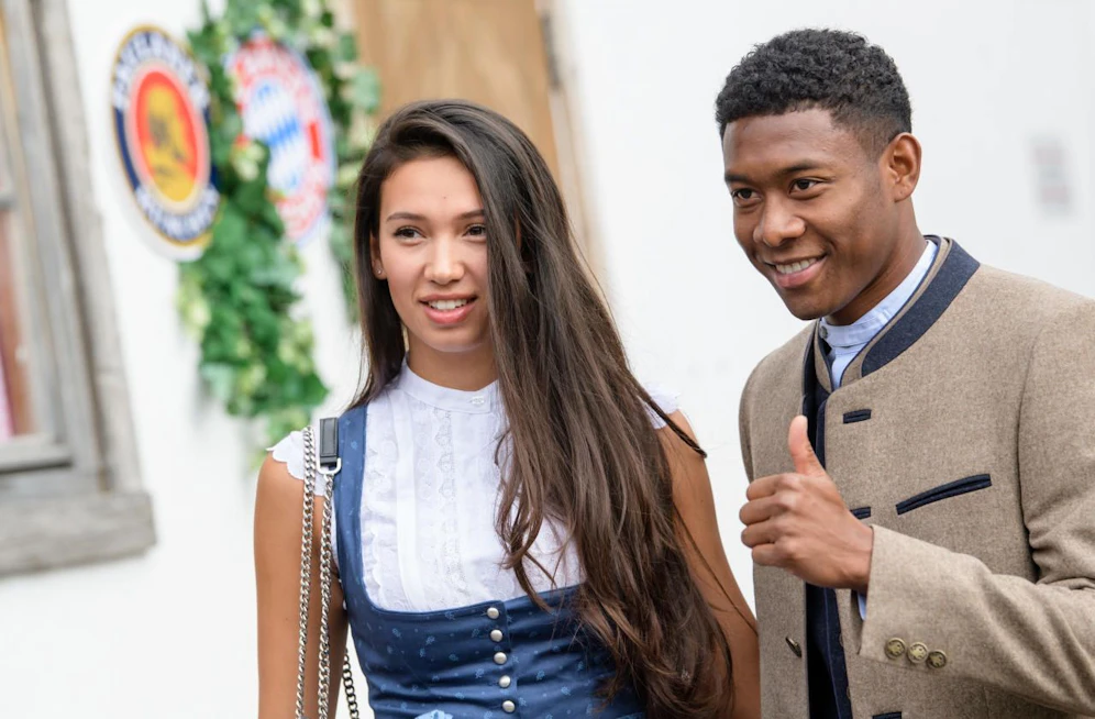 David Alaba stellte am Oktoberfest seine Freundin Shalimar Heppner vor.