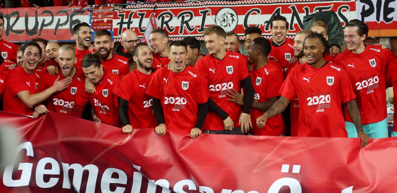 Das ÖFB-Team jubelte nach dem Heimsieg gegen Nordmazedonien über die geschaffte Qualifikation für die EURO 2020.