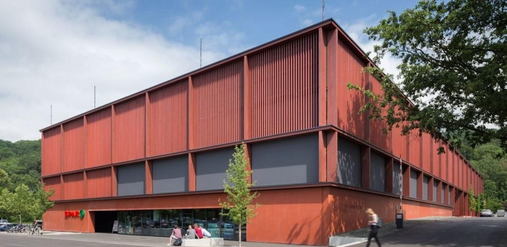 Im Juni wurde das LIT OIC eröffnet. 