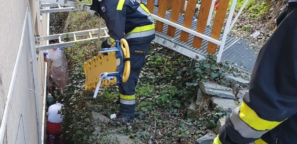 Feuerwehr und Rettung im Einsatz.