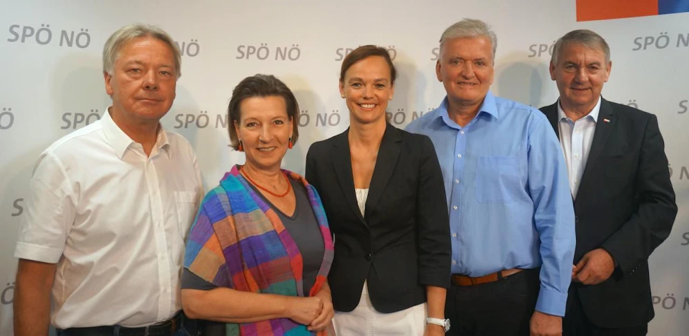 SPNÖ-Klubobmann Alfredo Rosenmaier, Nationalrätin und Ex-Ministerin Gabriele Heinisch-Hosek, Ministerin Sonja Hammerschmid, SPNÖ-Chef Franz Schnabl und SPNÖ-Landesmanager Reinhard Hundsmüller