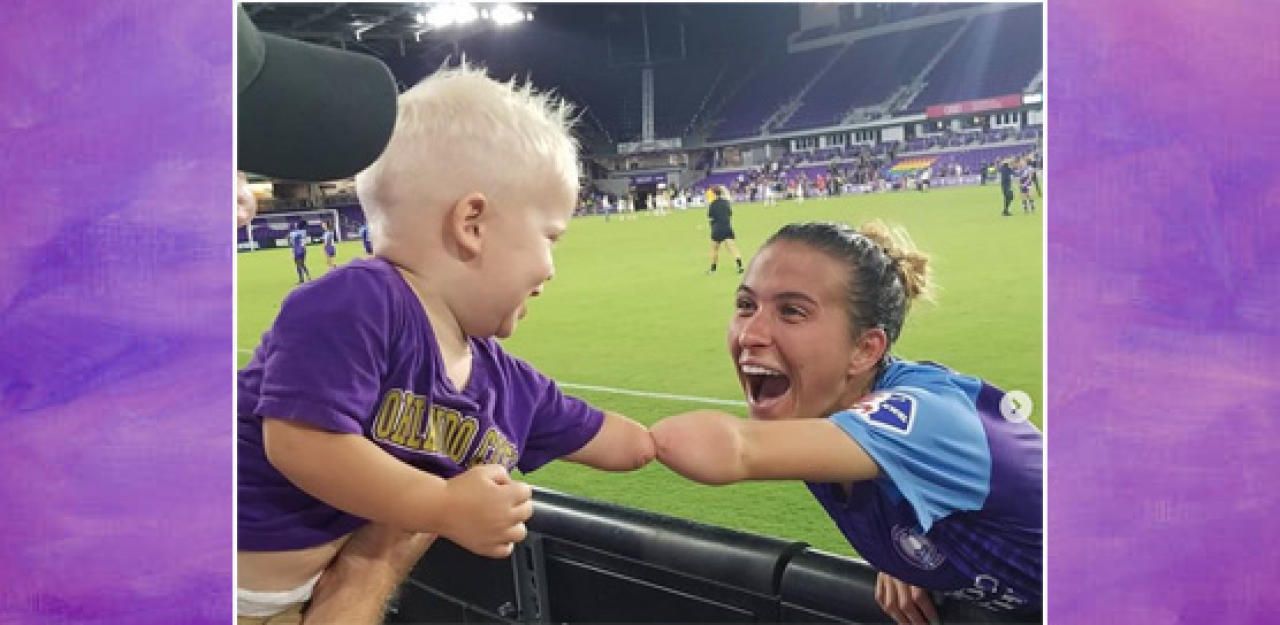 Heute.at - Die rührende Geschichte hinter dieser Begrüßung