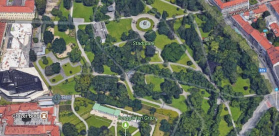 Der 35-Jährige wurde im Grazer Stadtpark von einem Jugendlichen attackiert