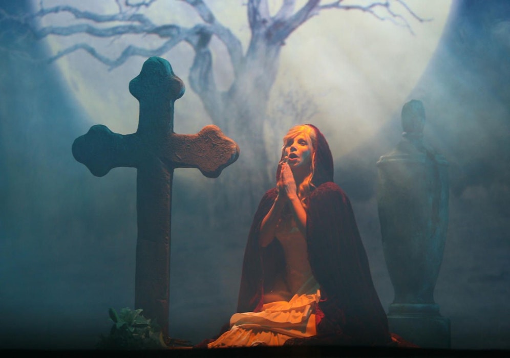 "Das Phantom der Oper" von und mit Deborah Sasson am 20.2. in Wien  danach in Bregenz und Salzburg