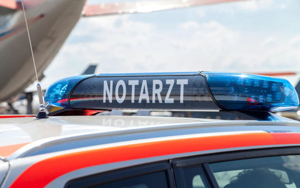 Der Pensionist wurde ins Spital gebracht.