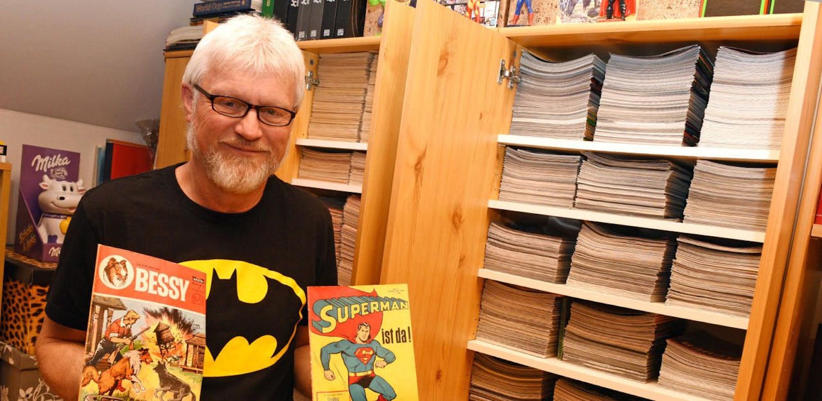Hermann (57) hat 25.000 Comic-Hefte daheim