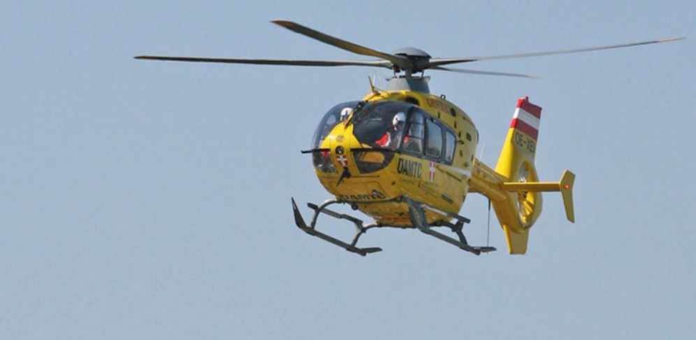Der verletzte Bub musste mit dem Hubschrauber ins Krankenhaus geflogen werden. Symbolbild.