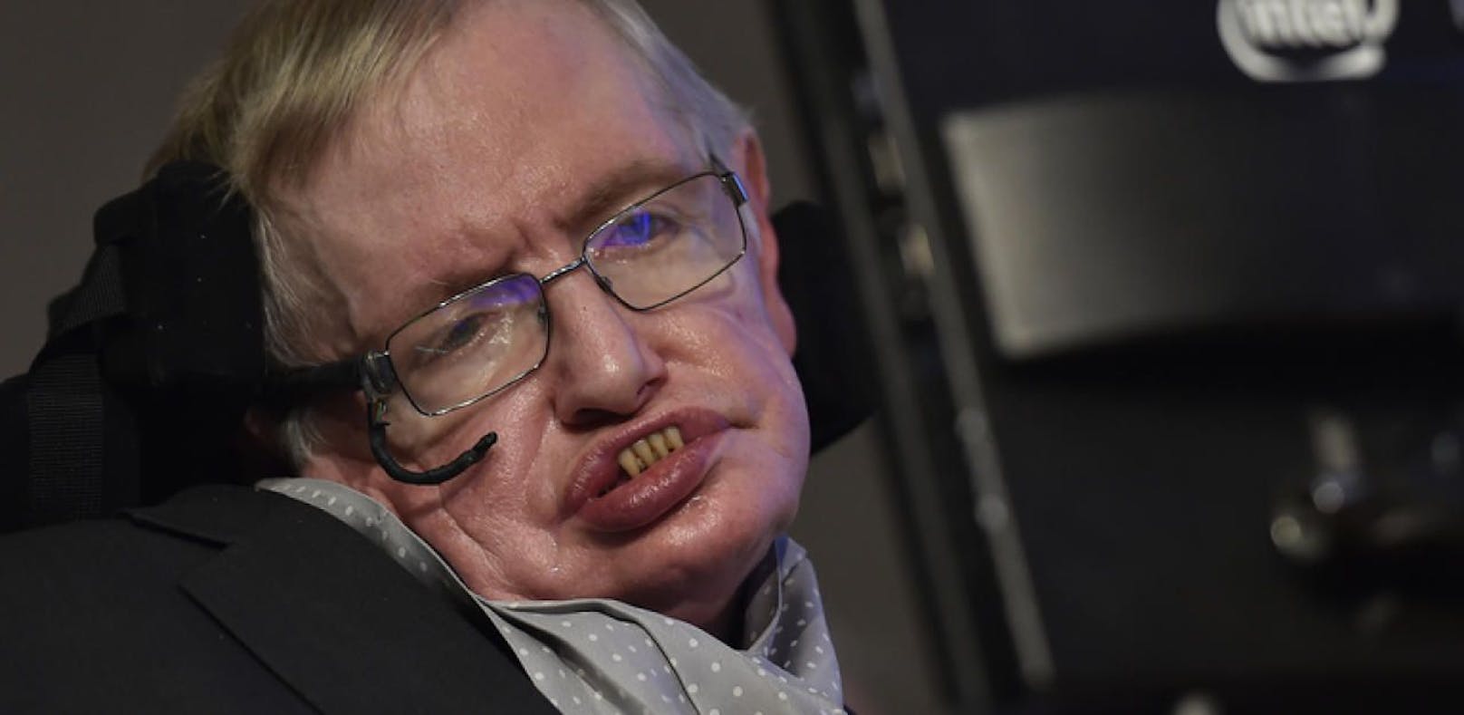 Wegbegleiter von Hawking trauern auf Twitter
