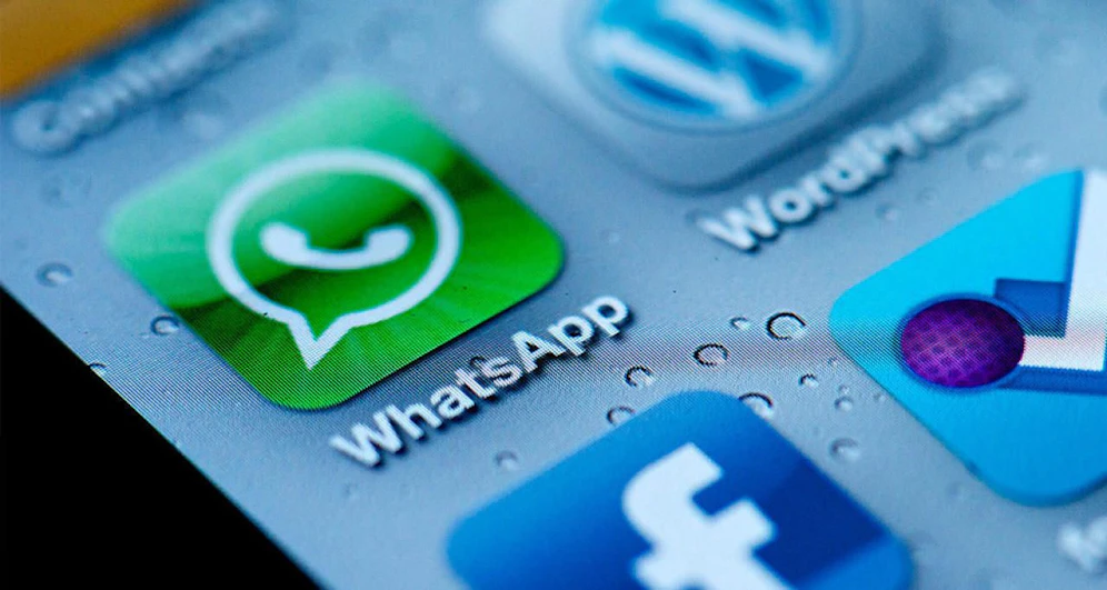 Die illegale Party wurde über WhatsApp organisiert.