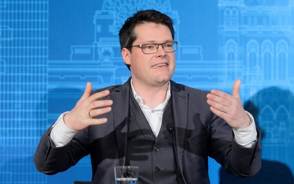 In einer Pressekonferenz hat Bildungsstadtrat Jürgen Czernohorszky heute angekündigt, dass die Stadt 5.000 Laptops für Wiens Pflichtschüler kostenlos zur Verfügung stellt.