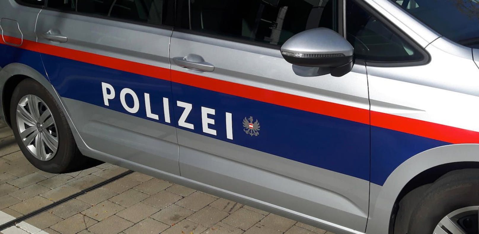 Die Staatsanwaltschaft St. Pölten ermittelt nach Schuss mit Polizeiwaffe.