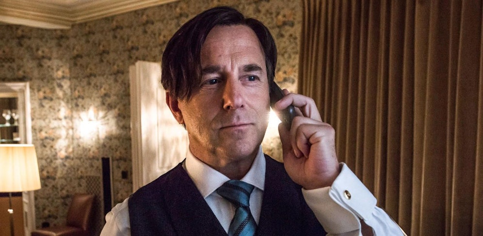 Heino Ferch in "Allmen und das Geheimnis der Libellen"