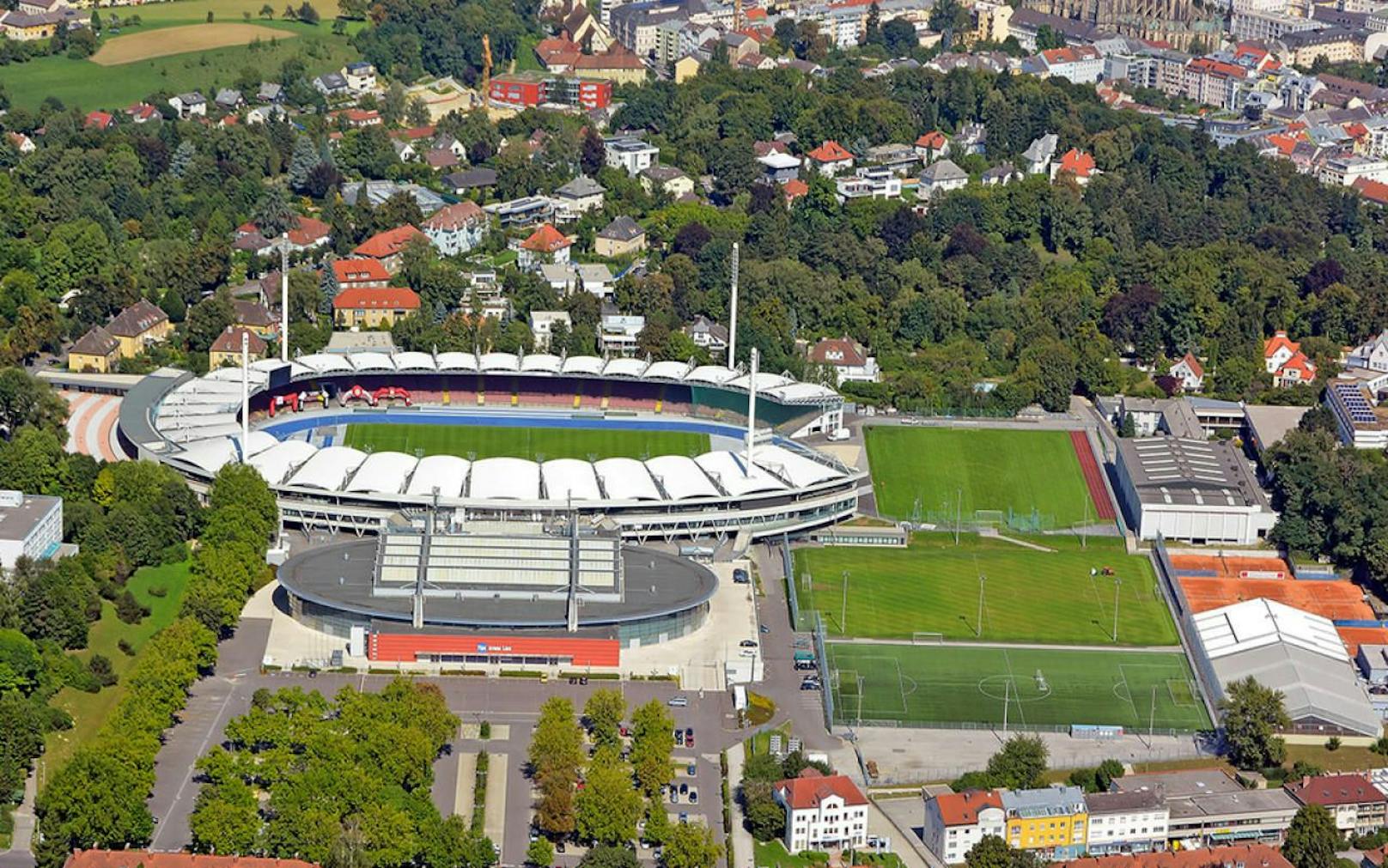 Die Gugl wird morgen im Match gegen Basel mit 14.000 Fans restlos ausverkauft sein.