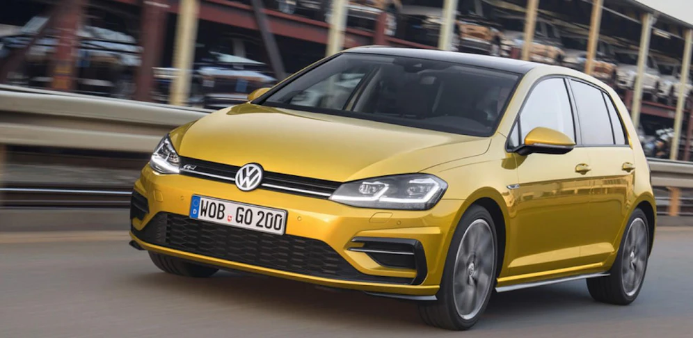Der Golf-Fahrer will 19.000 Euro vom deutschen Staat.