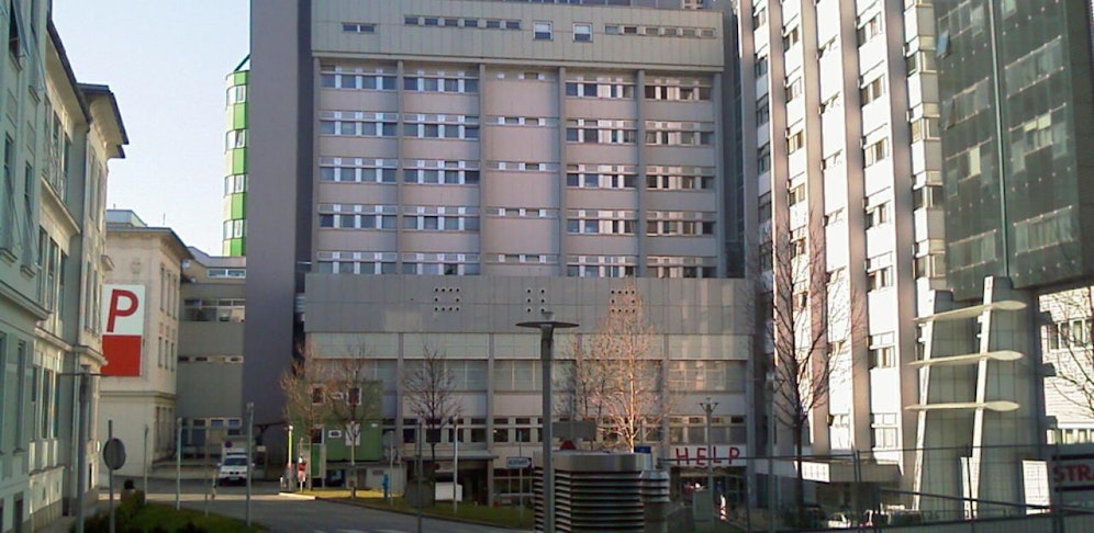 Der Bub wurde in das LKH Graz in die Kinderklinik gebracht