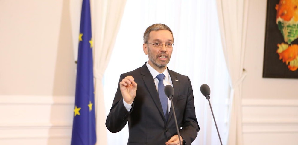 Die SPÖ bringt jetzt den bereits vierten Misstrauensantrag gegen Innenminister Herbert Kickl (FPÖ) vor das Parlament.