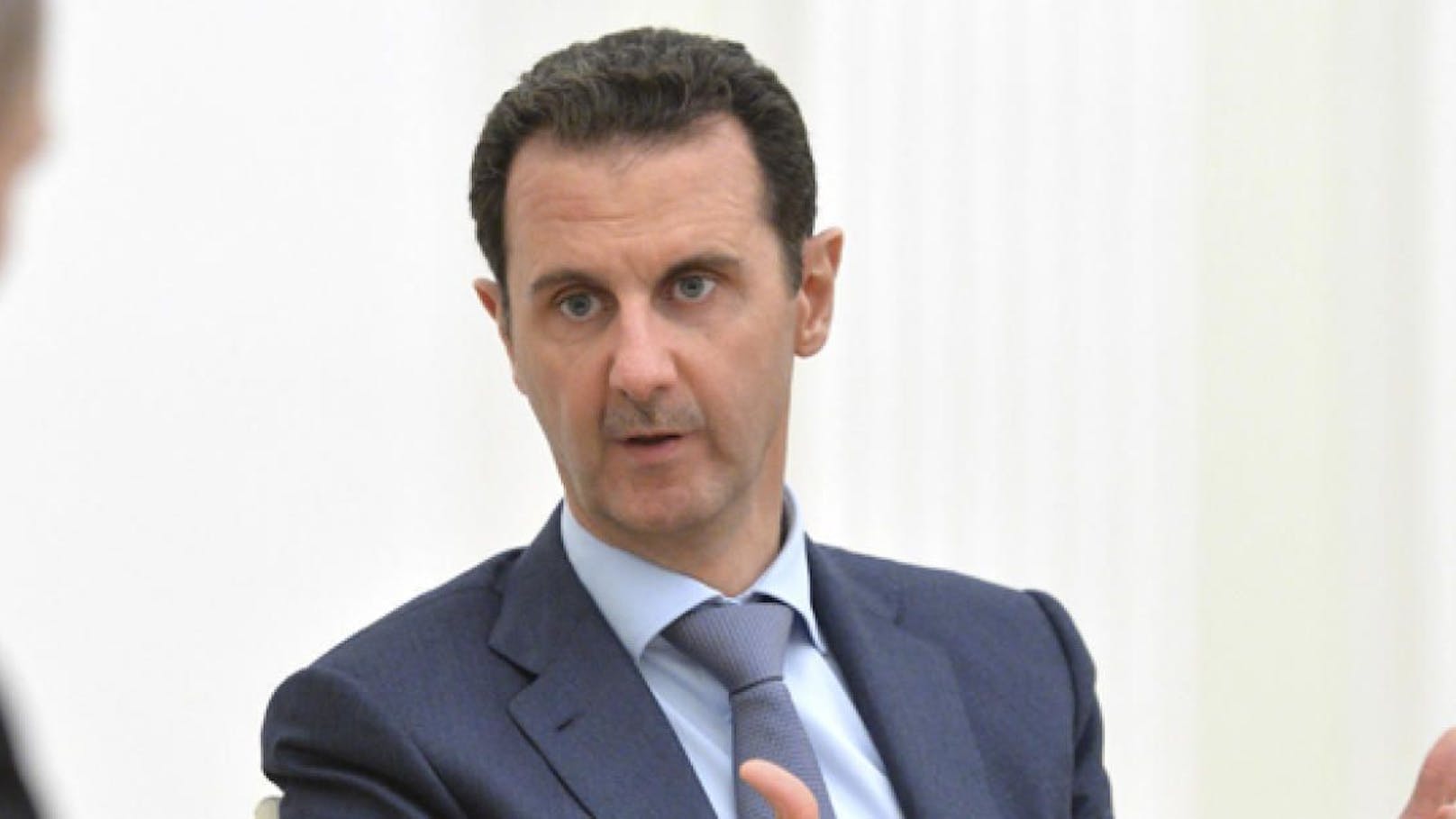 Berichte: Assad soll bei Flugzeugabsturz gestorben sein