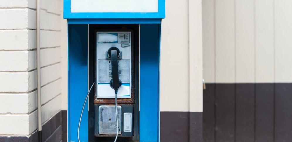 Der Anrufer wählte von einer öffentlichen Telefonzelle den Notruf.