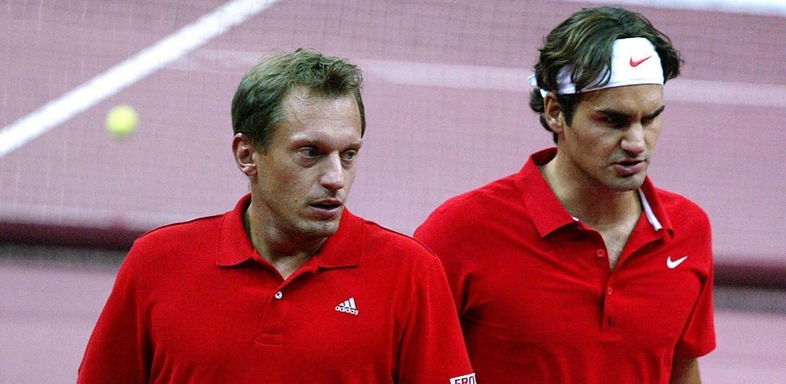 Yves Allegro (li.) mit Roger Federer (r.)