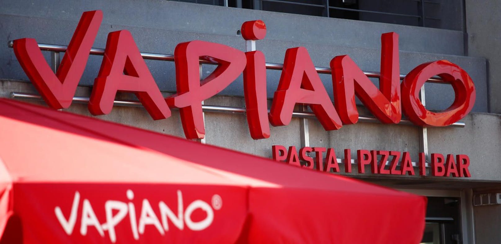 Die Corona-Krise hat die ohnehin angeschlagene Restaurantkette Vapiano in die Insolvenz getrieben.