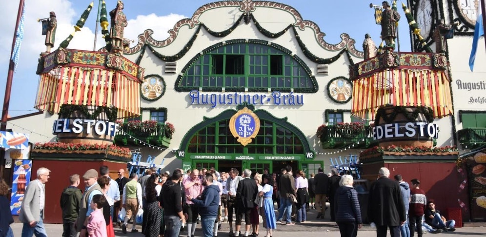 Ein Streit mit Todesfolge ereignete sich vor dem Augustiner Festzelt beim Münchner Oktoberfest.