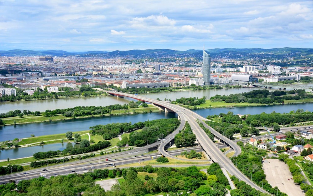 Die Brigittenauer Brücke im 20. Wiener Gemeindebezirk Brigittenau.